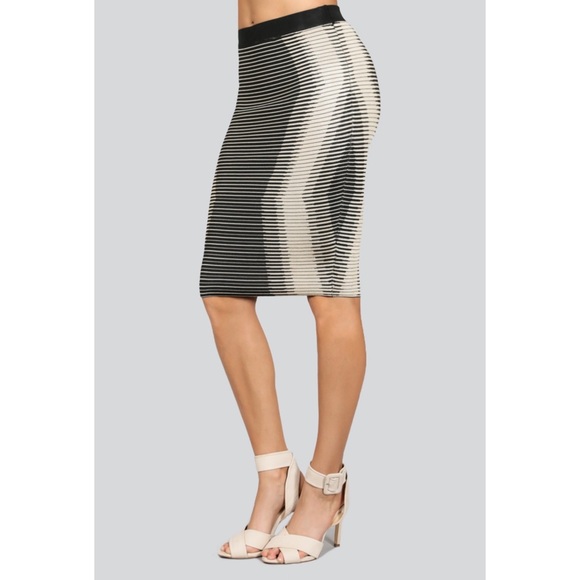 Illusion Skirt - Picture 2 of 5